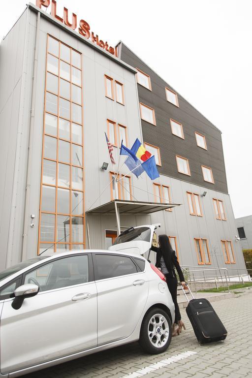 Plus Hotel Craiova Exterior photo