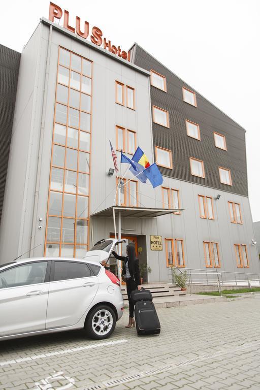 Plus Hotel Craiova Exterior photo